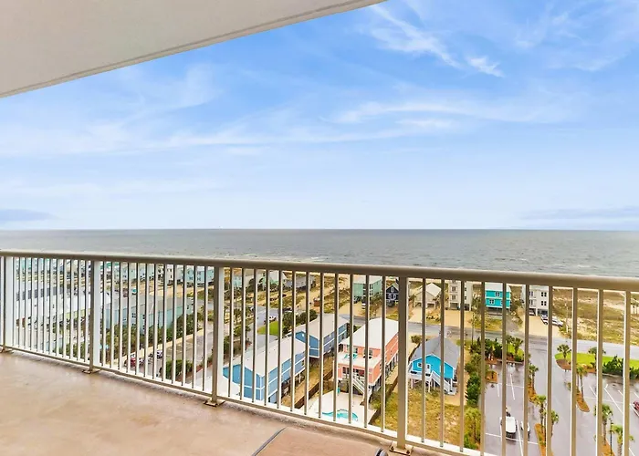 Gulf-view Retreat With Washer Dryer Ac Pool Sauna & Fitness Center