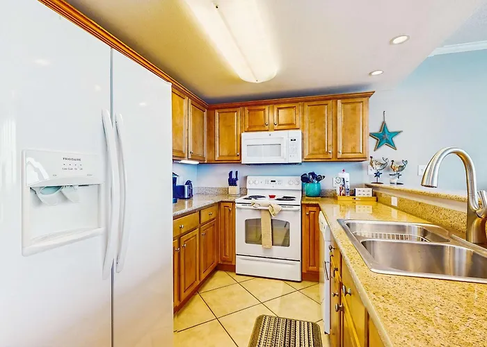 Gulf-view Retreat With Washer Dryer Ac Pool Sauna & Fitness Center Holiday home