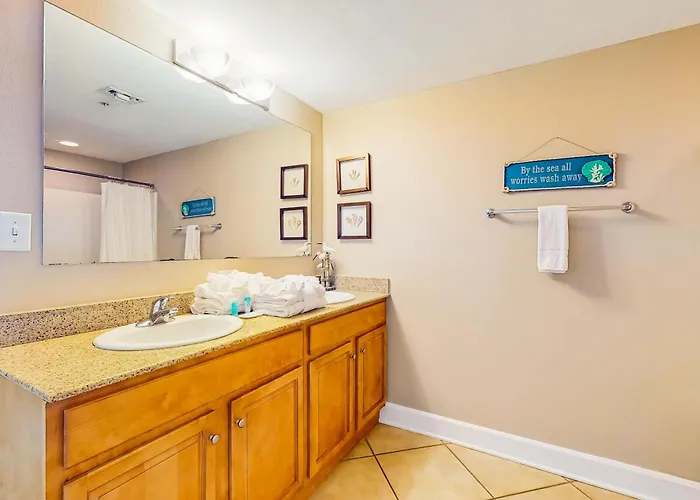 Gulf-view Retreat With Washer Dryer Ac Pool Sauna & Fitness Center Holiday home *